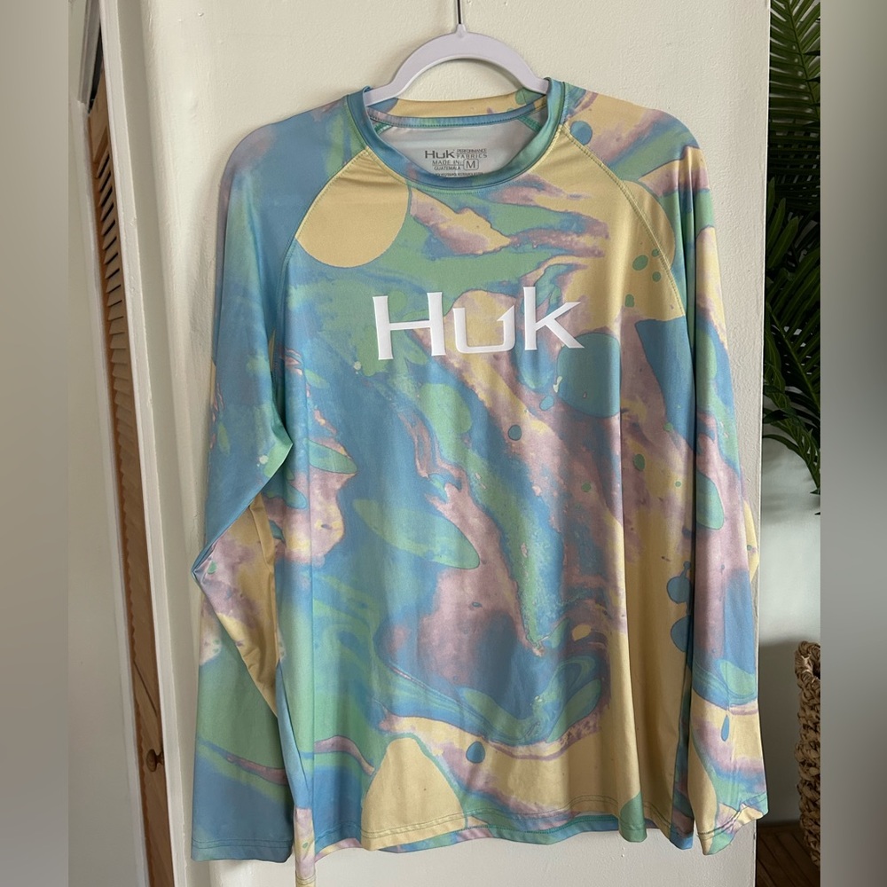 Men’s water shirt